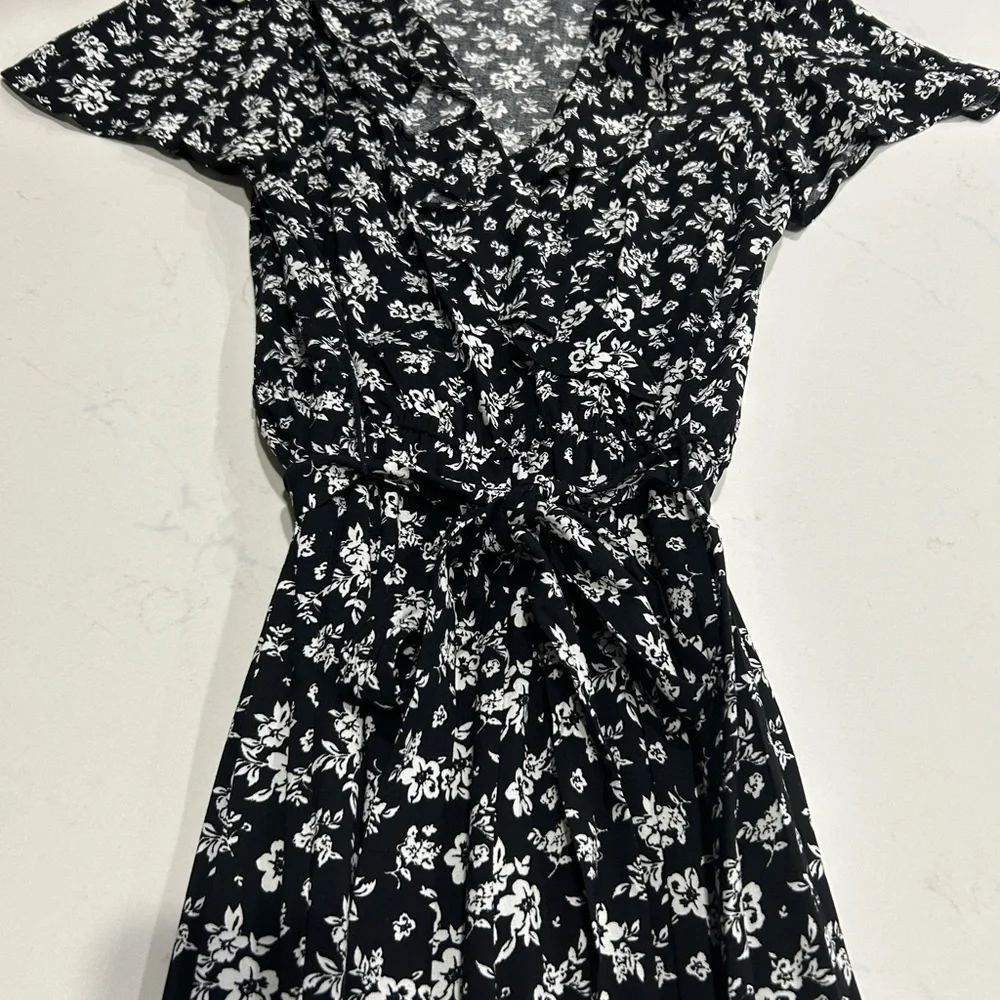 Kingston Grey Black and White Floral Jumpsuit - Picture 5 of 10